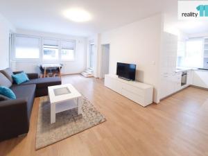 Pronájem bytu 4+kk, Praha - Jinonice, Pod stolovou horou, 119 m2