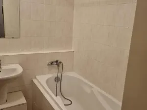 Pronájem bytu 1+kk, Praha - Hlubočepy, Silurská, 38 m2