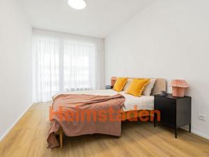 Pronájem bytu 3+kk, Praha - Holešovice, Vrbenského, 75 m2