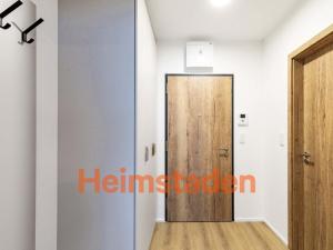 Pronájem bytu 1+kk, Praha - Holešovice, Vrbenského, 39 m2