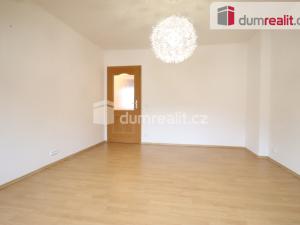 Pronájem bytu 3+1, Karlovy Vary, Moskevská, 100 m2