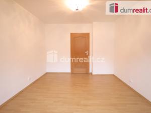 Pronájem bytu 3+1, Karlovy Vary, Moskevská, 100 m2
