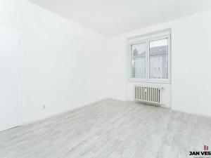 Pronájem bytu 3+1, Praha - Čakovice, Něvská, 76 m2
