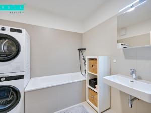 Pronájem bytu 2+kk, Olomouc, Wolkerova, 53 m2