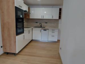 Prodej bytu 2+kk, Praha - Vokovice, Tobrucká, 46 m2