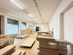 Pronájem skladu, Krupka - Vrchoslav, Nádražní, 280 m2