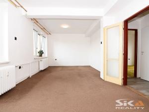 Prodej bytu 2+1, Louny, Tyršovo nám., 60 m2