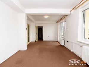 Prodej bytu 2+1, Louny, Tyršovo nám., 60 m2