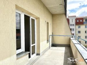 Prodej bytu 2+1, Louny, Tyršovo nám., 60 m2