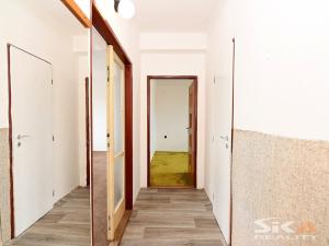Prodej bytu 2+1, Louny, Tyršovo nám., 60 m2