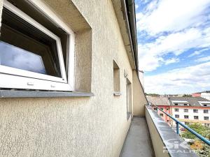 Prodej bytu 2+1, Louny, Tyršovo nám., 60 m2