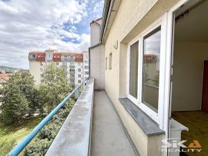 Prodej bytu 2+1, Louny, Tyršovo nám., 60 m2