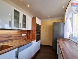 Pronájem bytu 2+1, Karlovy Vary, Sládkova, 54 m2