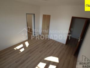 Pronájem bytu 2+kk, Břeclav, Na Valtické, 55 m2
