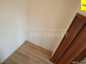 Pronájem bytu 2+kk, Břeclav, Na Valtické, 55 m2