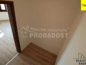 Pronájem bytu 2+kk, Břeclav, Na Valtické, 55 m2