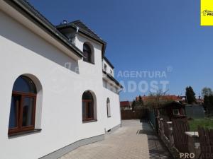 Pronájem bytu 2+kk, Břeclav, Na Valtické, 55 m2