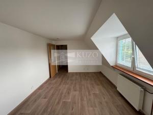 Pronájem bytu 3+1, Chomutov, Haškova, 72 m2