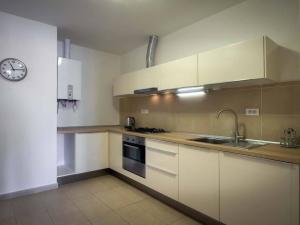 Pronájem bytu 3+kk, Praha - Holešovice, Ortenovo náměstí, 106 m2