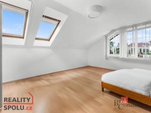 Prodej rodinného domu, Hradec Králové - Roudnička, Dolní, 251 m2