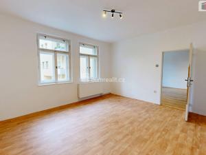 Pronájem bytu 2+1, Opava - Město, Dolní náměstí, 75 m2