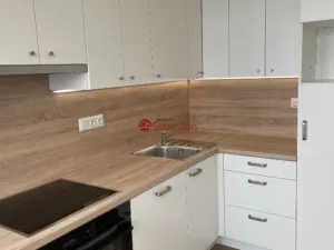 Pronájem bytu 3+kk, Teplice - Trnovany, Antonína Sochora, 80 m2