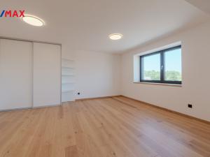 Pronájem atypického bytu, Lanškroun - Žichlínské Předměstí, Lidická, 105 m2