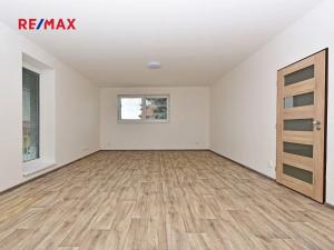 Pronájem bytu 2+kk, Kostelec nad Labem, Na Sídlišti, 60 m2