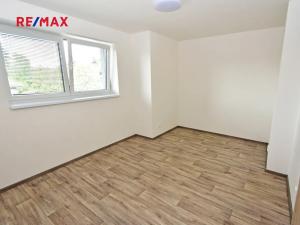 Pronájem bytu 2+kk, Kostelec nad Labem, Na Sídlišti, 60 m2
