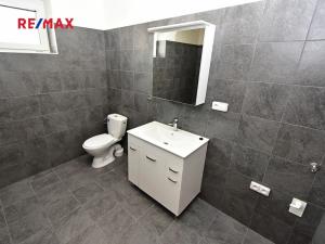 Pronájem bytu 2+kk, Kostelec nad Labem, Na Sídlišti, 60 m2