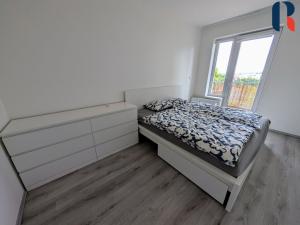 Pronájem bytu 2+kk, Praha - Michle, V dolině, 60 m2