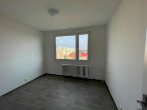 Pronájem bytu 1+1, Litvínov, U Bílého sloupu, 42 m2