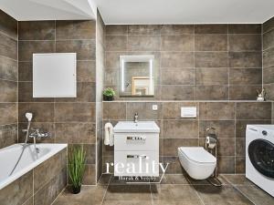 Pronájem bytu 2+kk, Znojmo, Kosmákova, 62 m2