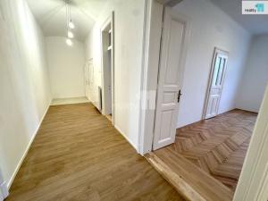 Pronájem bytu 3+kk, Praha - Libeň, Na hrázi, 80 m2