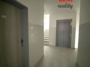 Pronájem bytu 2+kk, Ostrov, Vančurova, 55 m2