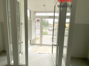 Pronájem bytu 2+kk, Ostrov, Vančurova, 55 m2
