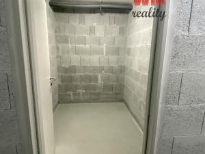 Pronájem bytu 2+kk, Ostrov, Vančurova, 55 m2