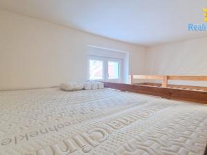Pronájem bytu 2+kk, Praha - Dejvice, Dejvická, 50 m2