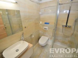Prodej bytu 6+kk a větší, Beroun - Beroun-Závodí, Na Veselou, 182 m2