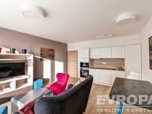 Prodej bytu 6+kk a větší, Beroun - Beroun-Závodí, Na Veselou, 182 m2