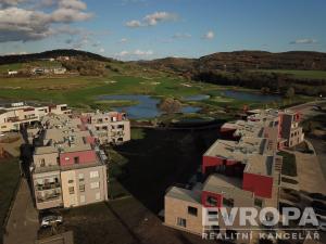 Prodej bytu 6+kk a větší, Beroun - Beroun-Závodí, Na Veselou, 182 m2