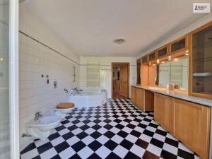 Prodej rodinného domu, Stará Huť, K Vršíčku, 234 m2