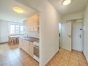 Pronájem bytu 3+1, Pardubice - Bílé Předměstí, Na Drážce, 68 m2