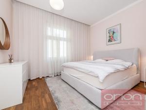 Pronájem bytu 2+kk, Praha - Žižkov, Kubelíkova, 58 m2