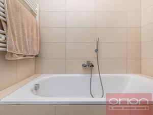 Pronájem bytu 2+kk, Praha - Žižkov, Kubelíkova, 58 m2