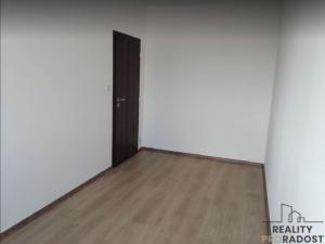 Prodej bytu 2+1, Břeclav, Na Valtické, 48 m2