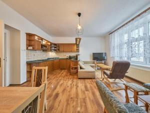 Prodej bytu 2+kk, Jičín - Valdické Předměstí, Denisova, 49 m2