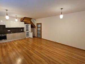 Prodej bytu 4+kk, Světice, Hlavní, 98 m2