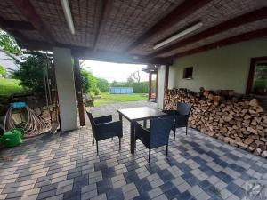 Prodej chaty, Frýdštejn - Roudný, 57 m2