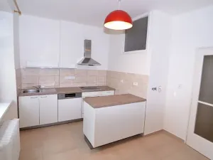 Pronájem bytu 3+1, Praha - Vršovice, Novorossijská, 82 m2